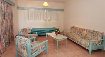 Resort The Makronisos Holiday Village 3