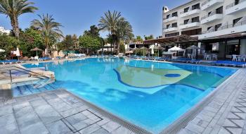 Aparthotel Paphos Gardens Holiday Resort 2