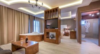 Aparthotel Elegance Luxury Executive Suites 2