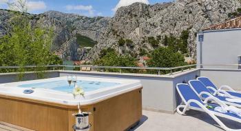 Hotel Plaza Omis 4