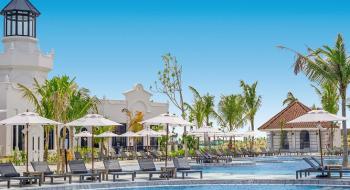 Resort Hilton Saii Lagoon Maldives Curio Collection 3