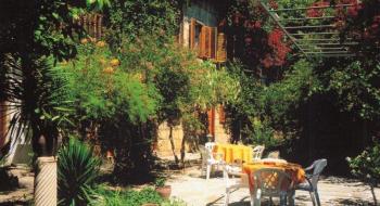 Aparthotel Begonville Pansiyon 4