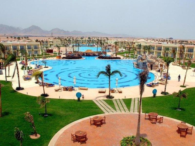 Hotel Doubletree By Hilton Sharm El Sheikh - Sharks Bay Resort 1