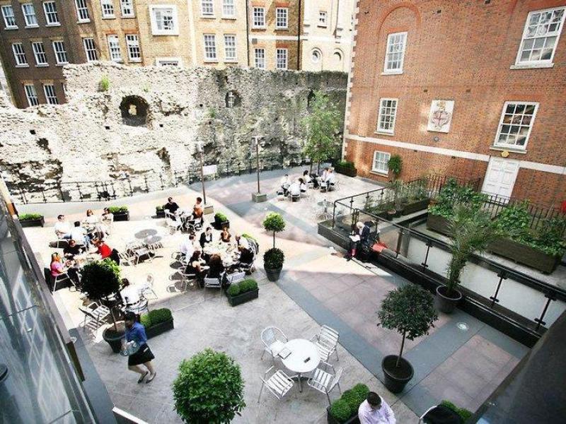 Hotel Leonardo Royal London City