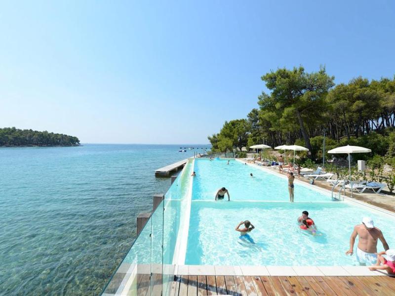 Vakantiepark Crvena Luka Resort