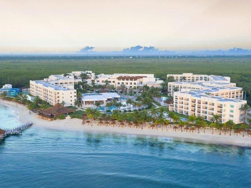 Hotel Secrets Silversands Resort