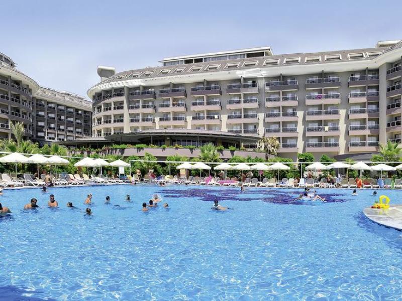 Hotel Sunmelia Beach Resort