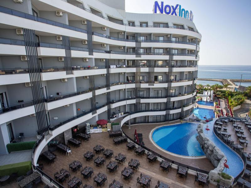 Hotel Noxinn Deluxe 1